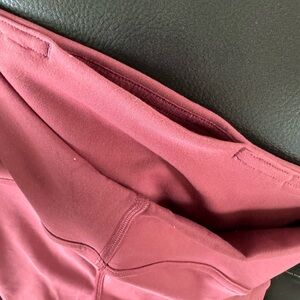 Lululemon size 10 women’s leggings (dusty red colour), worn once perfect cond